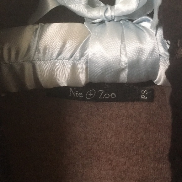 Blazer - Picture 4 of 7